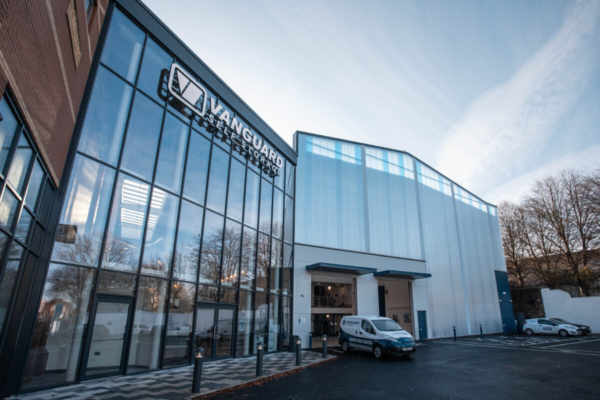 An exterior shot of Vanguard Self Storage branch in Bristol.