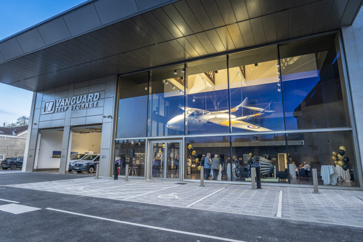 Vanguardbathopening173