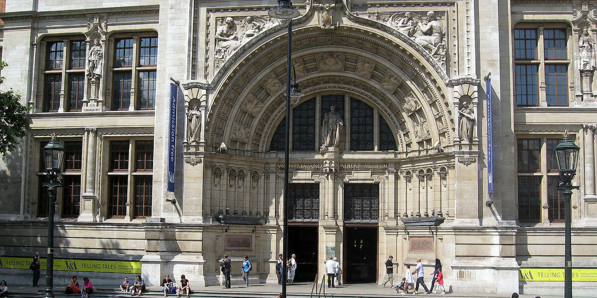 A photo of the Victoria & Albert museum in London, where Vanguard have six self-storage branches.