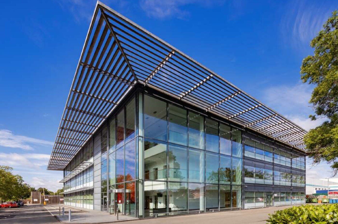 The new Vanguard Self Storage Maidenhead building on Norreys Drive
